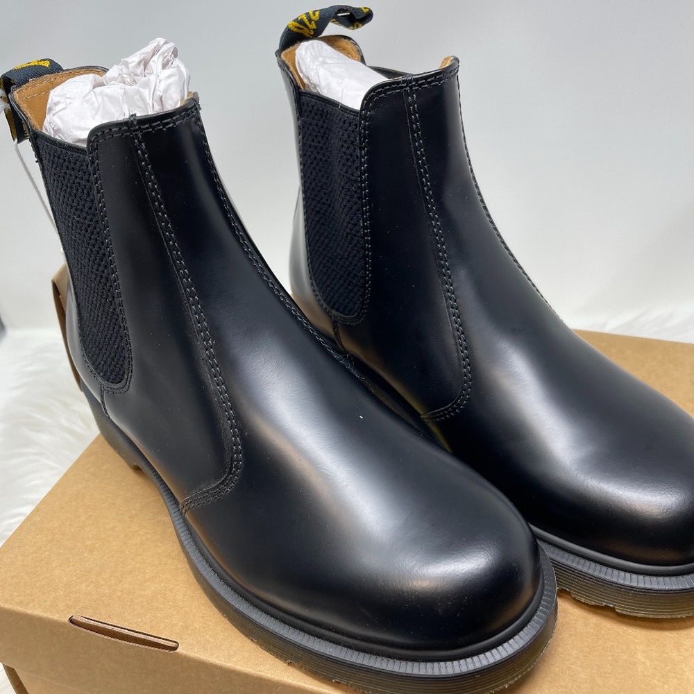 Dr. Martens Women's Black Smooth Leather Chelsea Ankle Boots